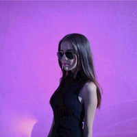 Carla-Victoria Flores