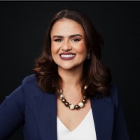 Viviane Alvarenga Saldanha Meneghello