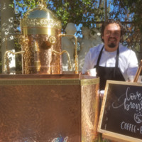 Enrique Flores