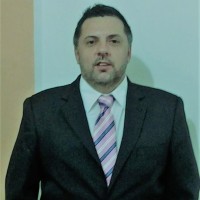 Marcos Parente