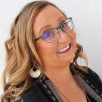 Holly Armstrong