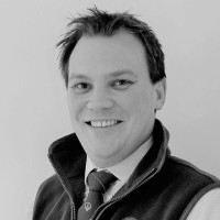 Simon Manthorpe Mrics Faav
