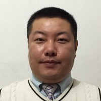 屈英华