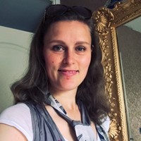 Ester Van Roode