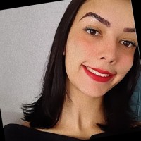 Fisioterapeuta Larissa Carvalho