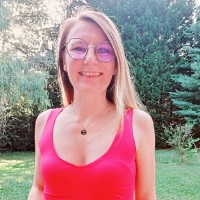 Julie Dumond