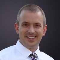 Dr. Jens Garstka