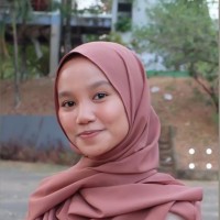 Raisha Nadina Nur Fitria