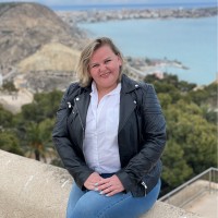 Олена Скребова