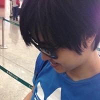 Chriz Lau