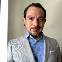 Roberto G.
