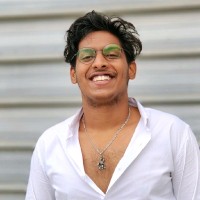 Suhas Gowda u