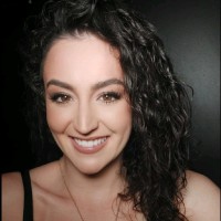 Camila Flores Piroca