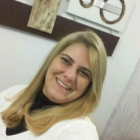 Claudia Correa da Silva