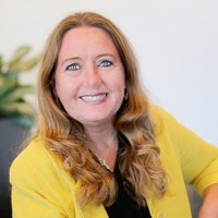 Deneen Palmateer