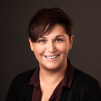 Leanne Macken