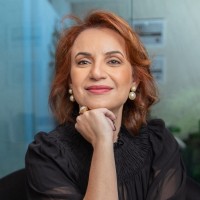 Ariadne Esteves