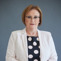 GYöngyi Szurma