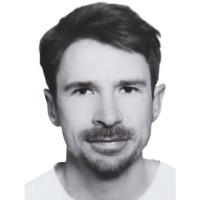 Piotr Piątek