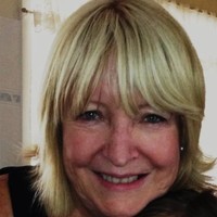 Carol Carter