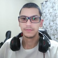 Iury Oliveira