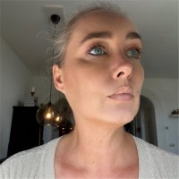 Laura Van Den Berg