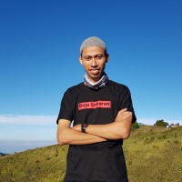 A'yuni makhzun
