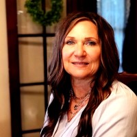 Lynn Nemitz, Phr