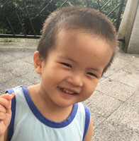 李光伟