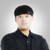 김진욱
