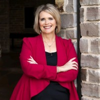 Connie Ray