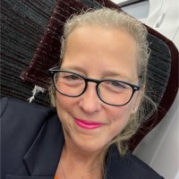 Liz Bell