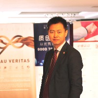 于长亮