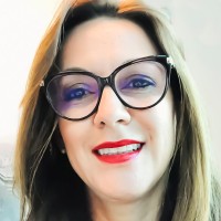 Elaine Faria de Sousa