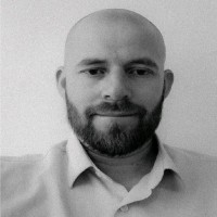 César López