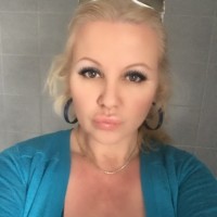 Jenni E