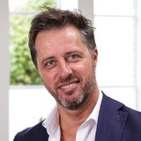 René Voesenek