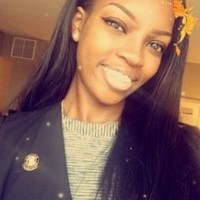 Alexis Holmes
