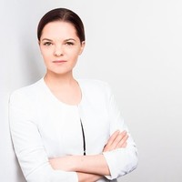 Iris Haubner
