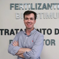 Rafael Stellato Liu