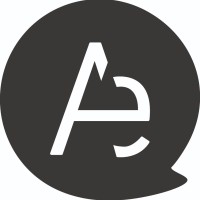 VP aux communications