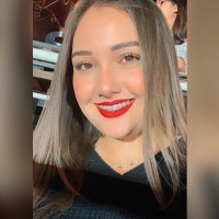 Isabella Andrade