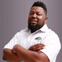 Uno Ngatjiheue