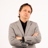 ARQ. HERMANN LOTHAR SEER PAZ