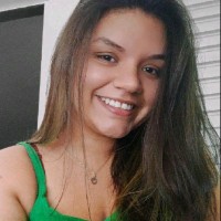 Beatriz Oliveira
