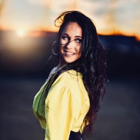 Elizabeth Cadenas