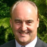 Robert Coombes CEng