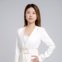 Vickie Lee