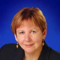 Lynda Bourne