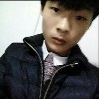 董坤伦